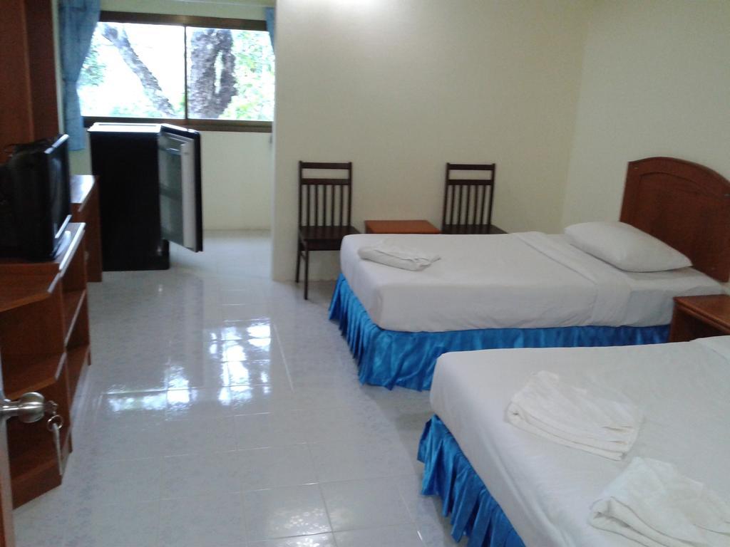 Chan Pailin Mansion 2*